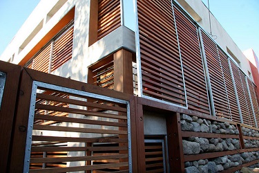 THANH ĐA NĂNG GỖ NHỰA